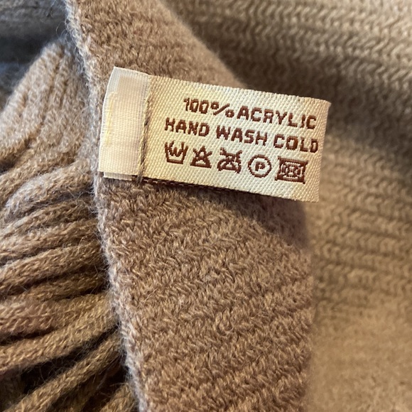 Neutral Beige Tan Fringe Poncho Open Front Shrug Ruana - Picture 4 of 4